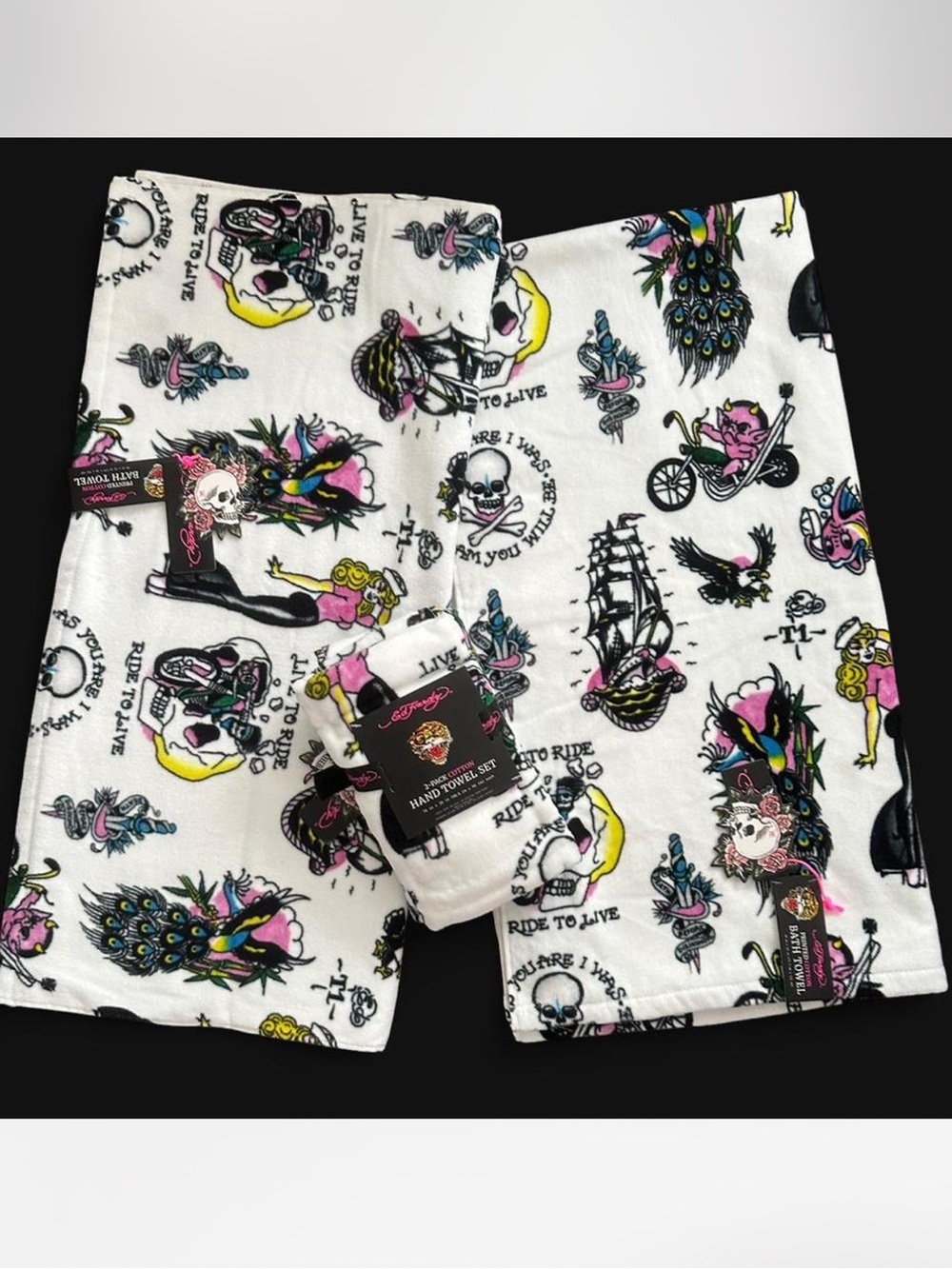Ed Hardy Tattoo Flash Towel Set 2 Bath Towels & 2 Hand towels New